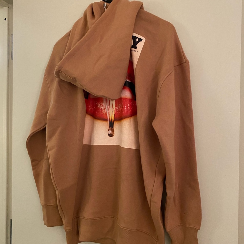 🔄 Playboy Stone Magazine Print Hoodie - Picture 6 of 6